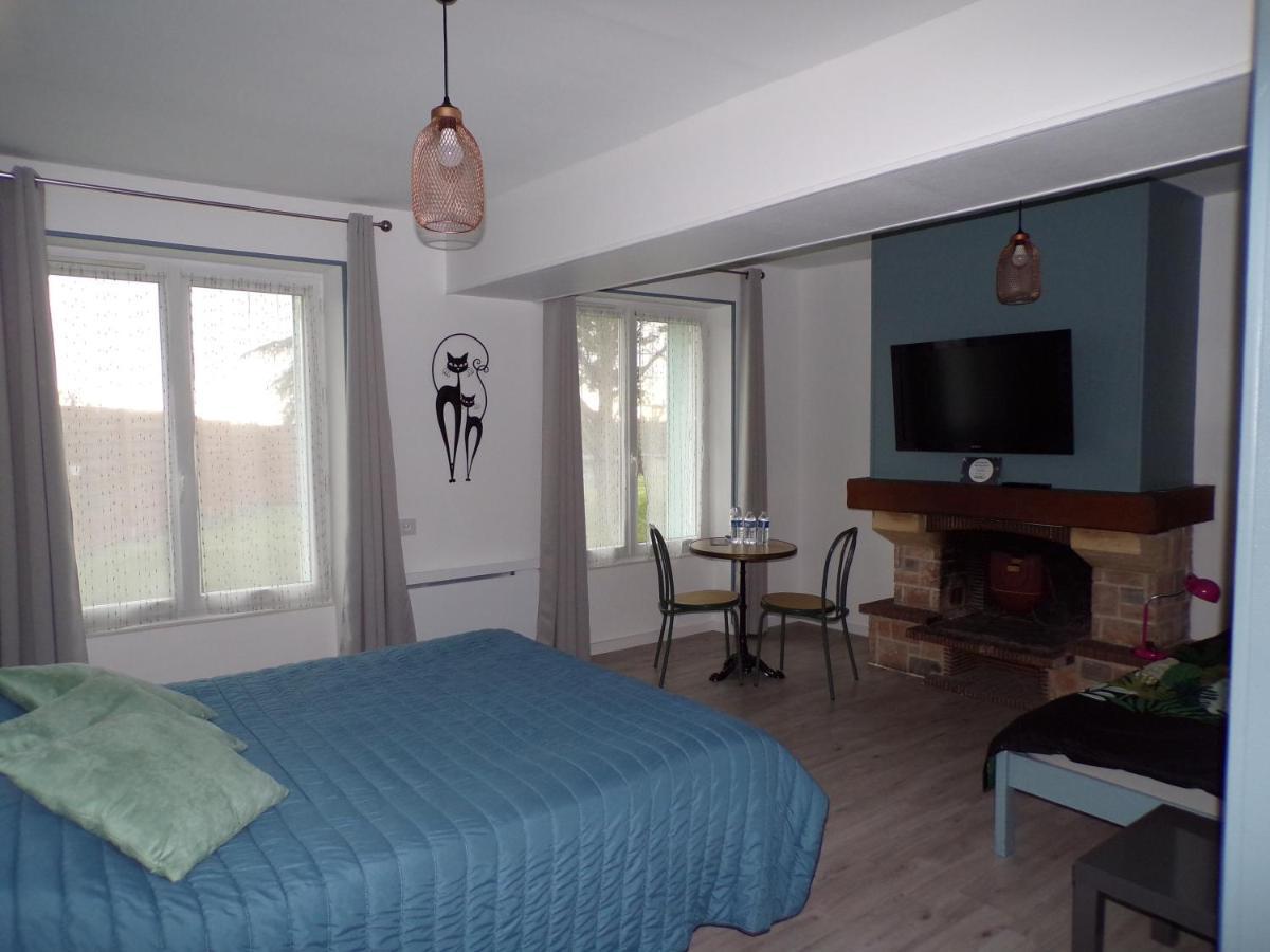 Bed and Breakfast A La Belle Etoile Méry-sur-Cher Exterior foto
